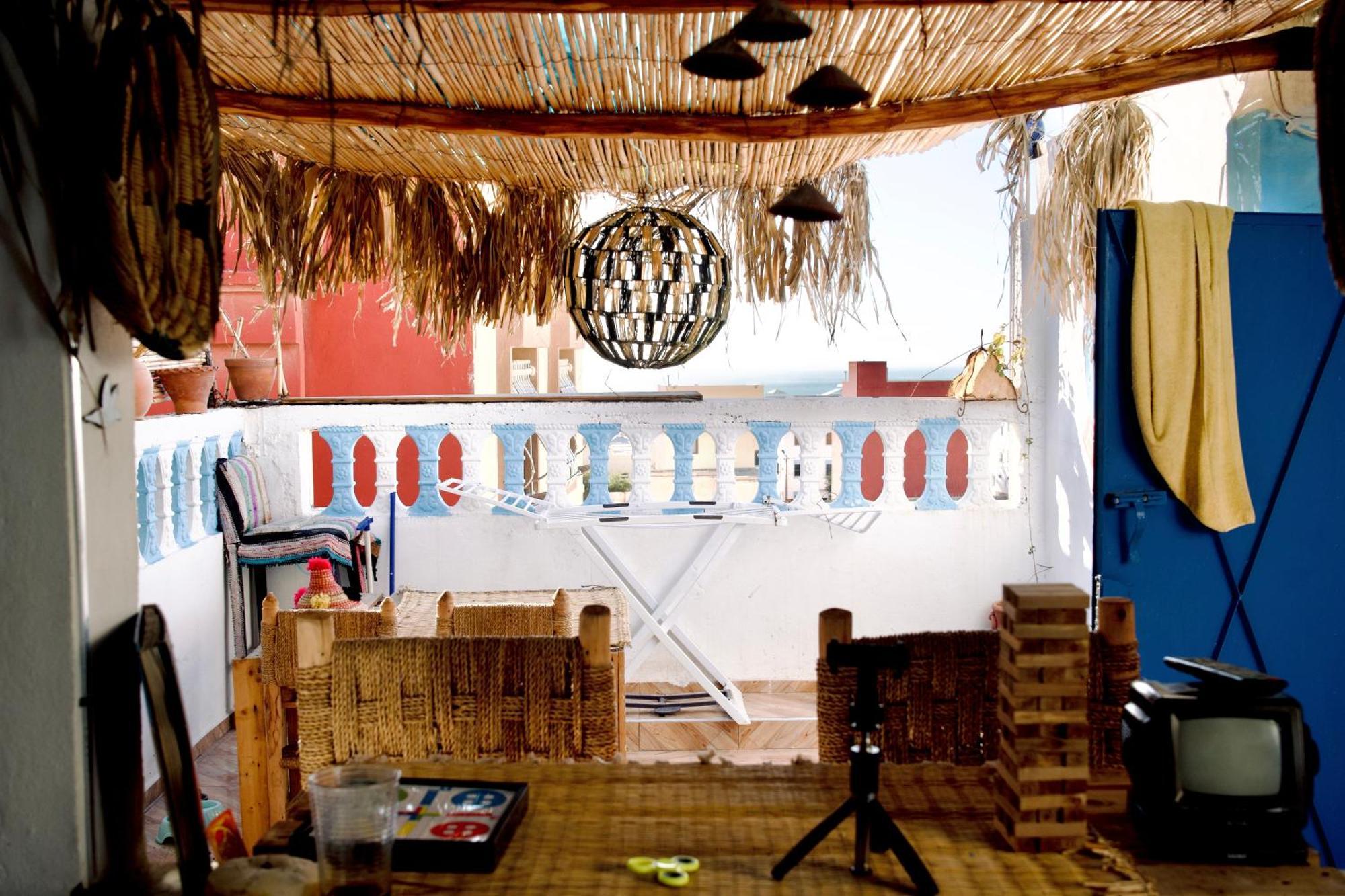 Bright Wave Surfhouse Tamraght Exterior foto